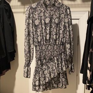 NWT Mock neck mini dress VESTIQUE